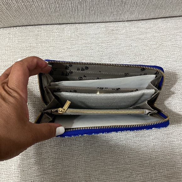 Wallet - Picture 2 of 3